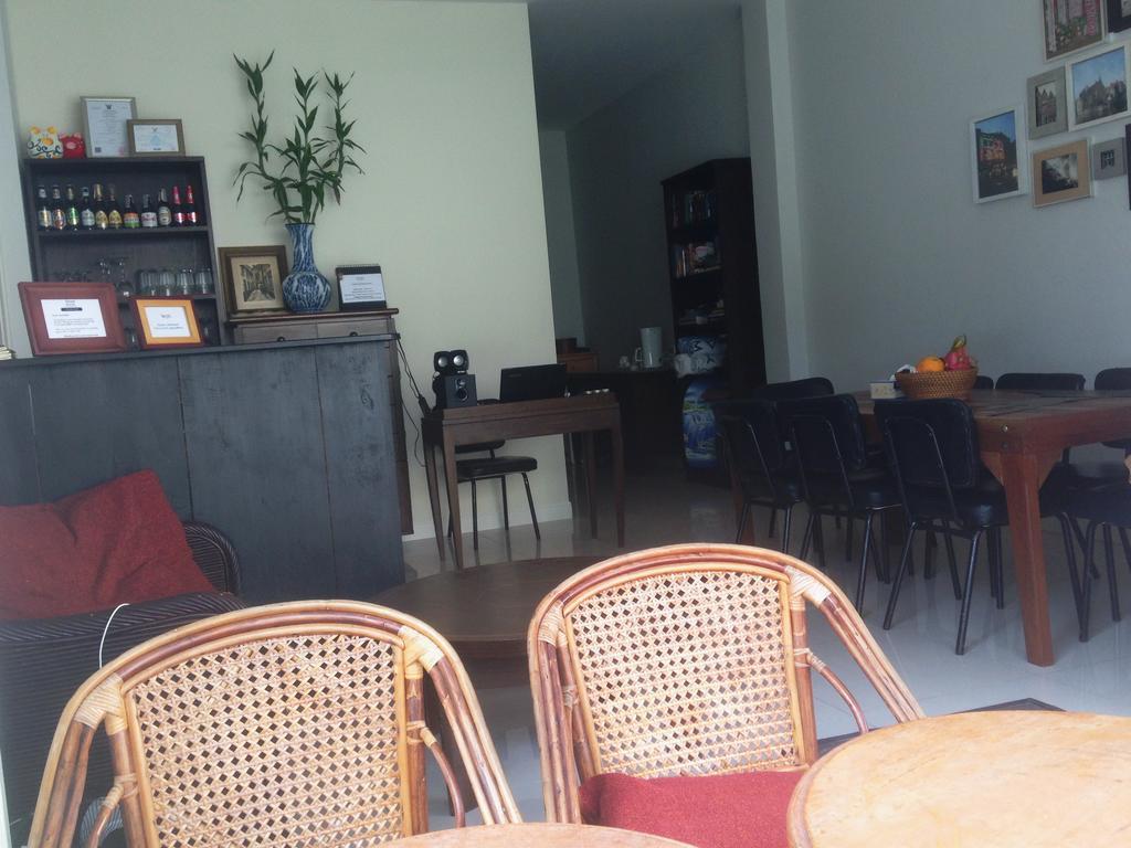 On Street Bed And Breakfast Ban Karon Buitenkant foto